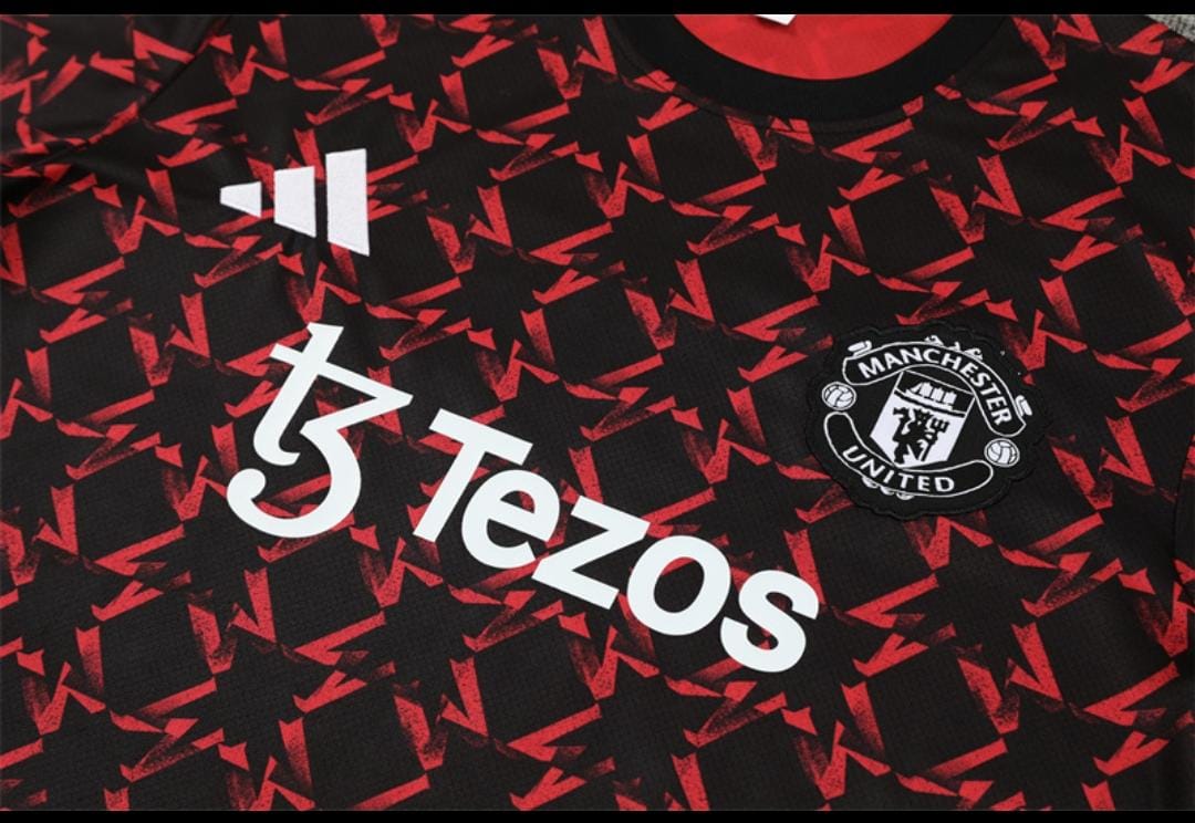 Ensemble Maillot + Short Manchester United - Noir & Rouge